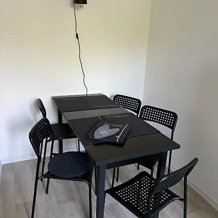 Gemuetliche Mit Gratis Netflix アパート *